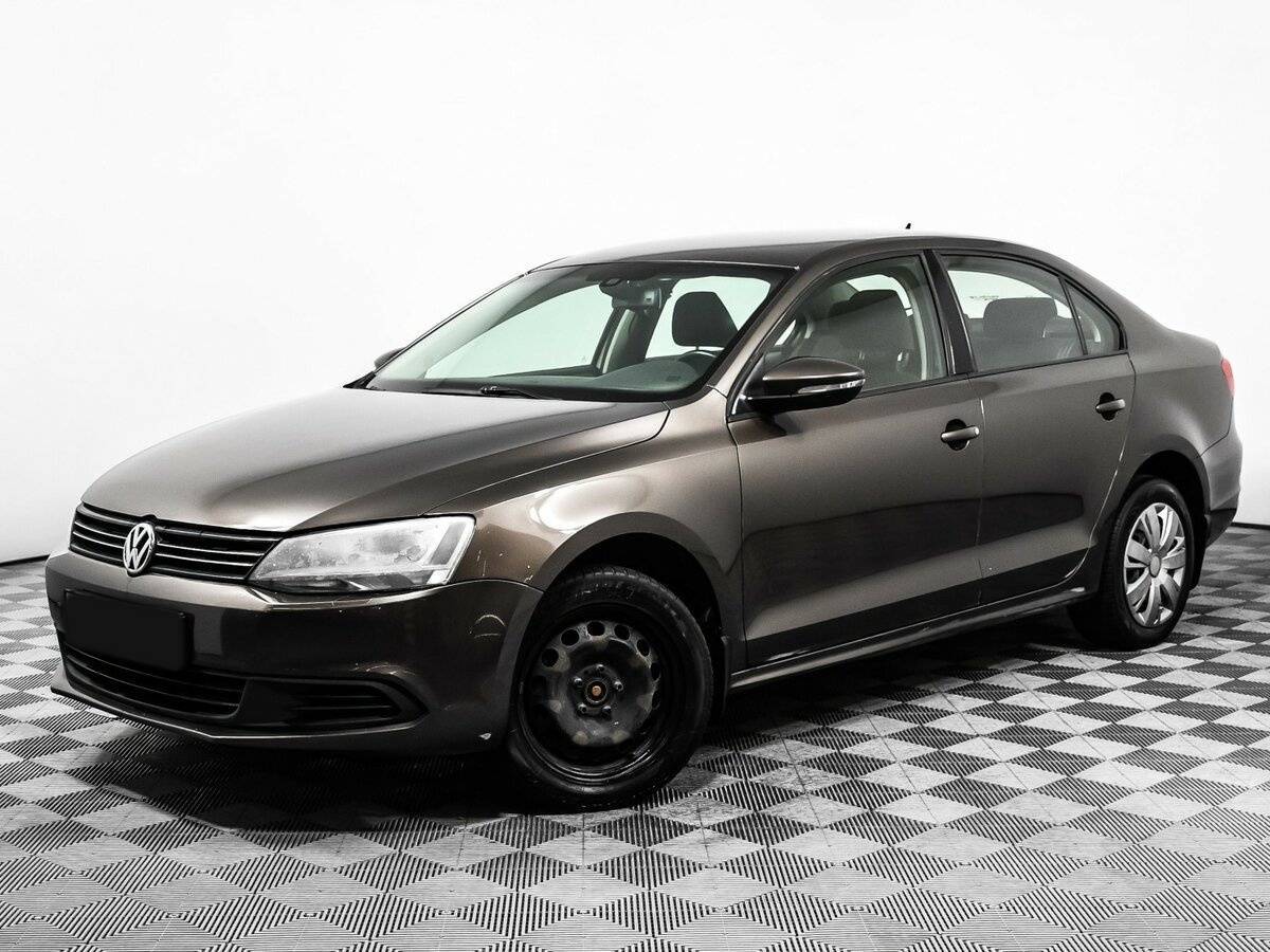 Volkswagen Jetta 2013 года с пробегом. Посмотреть фото