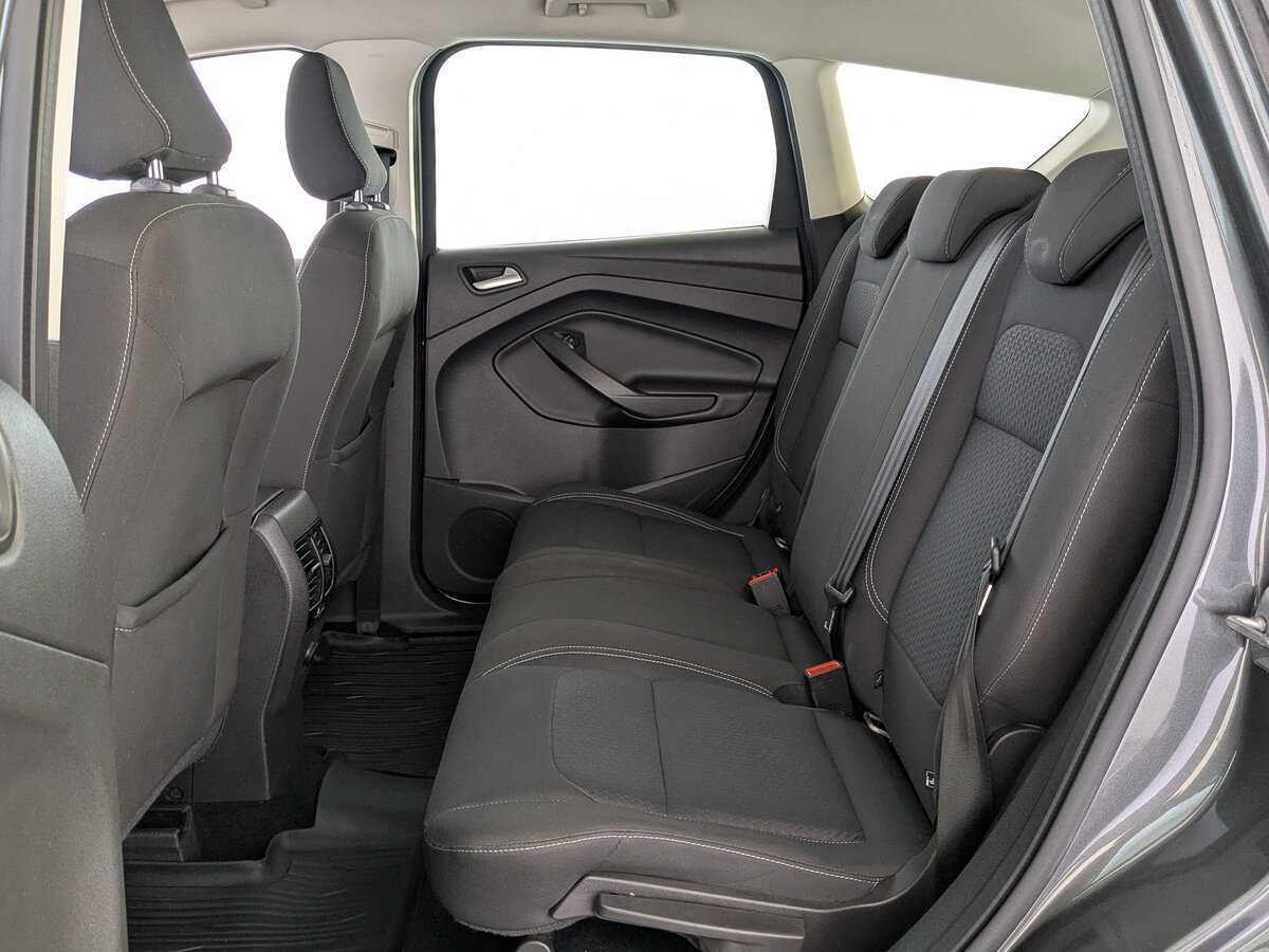 Ford Kuga 2018 года с пробегом. Фото: #17