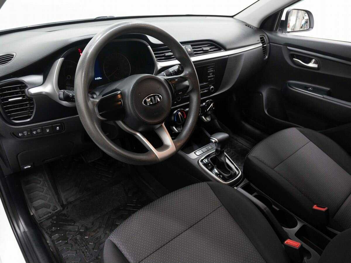 Kia Rio 2021 года с пробегом. Фото: #8