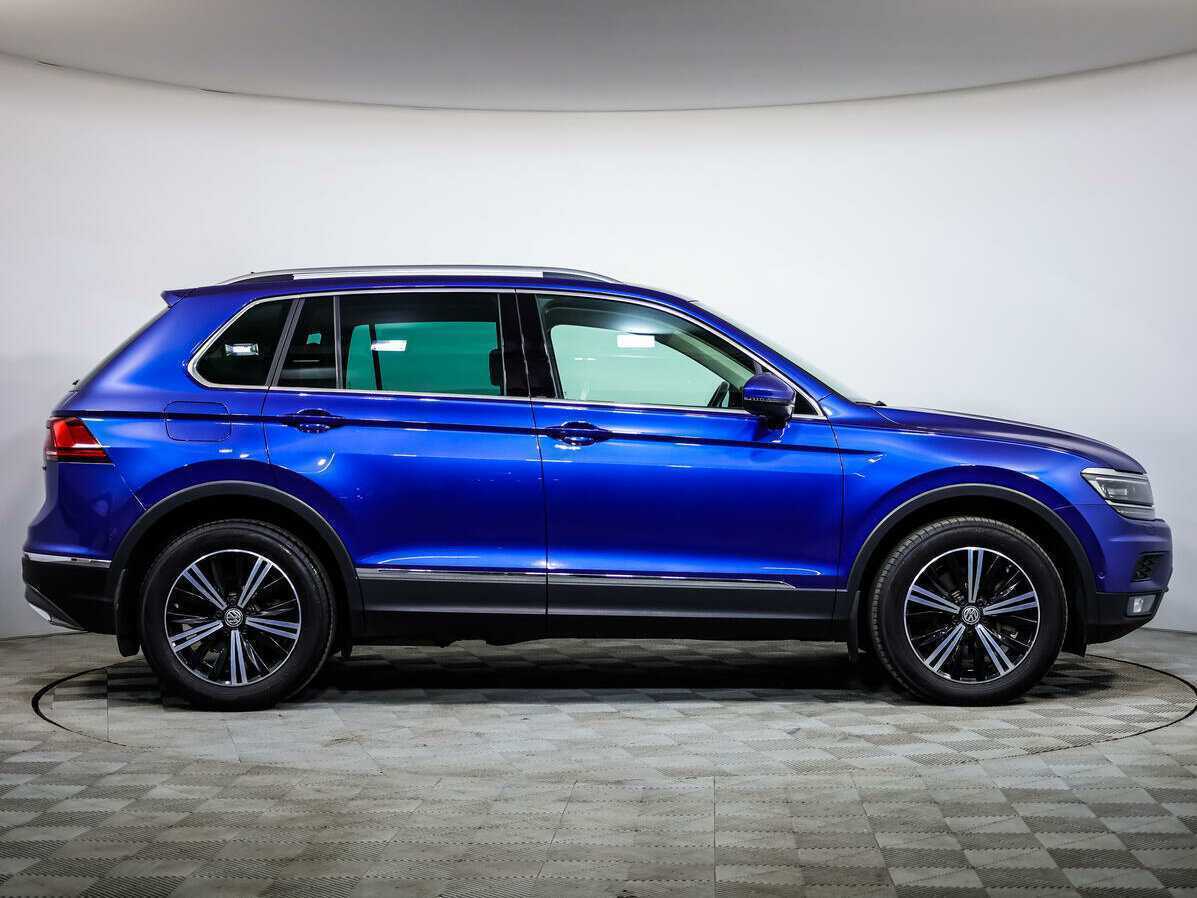 Volkswagen Tiguan 2018 года с пробегом. Фото: #2