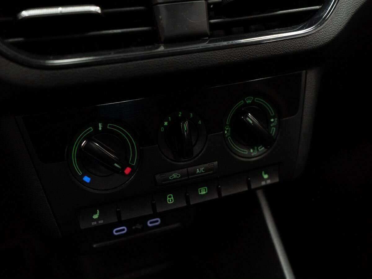 Skoda Rapid 2020 года с пробегом. Фото: #11