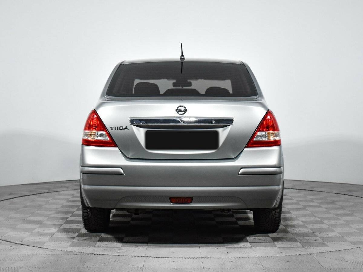 Nissan Tiida 2013 года с пробегом. Фото: #5