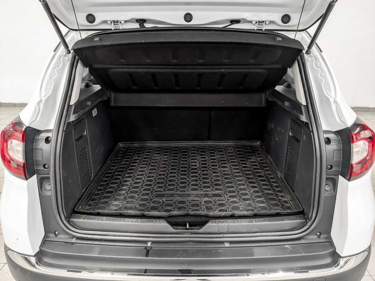 Renault Kaptur 2017 года с пробегом. Фото: #9