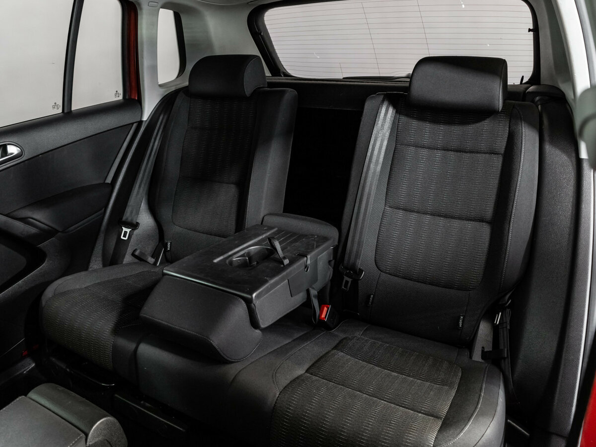 Volkswagen Tiguan 2012 года с пробегом. Фото: #15