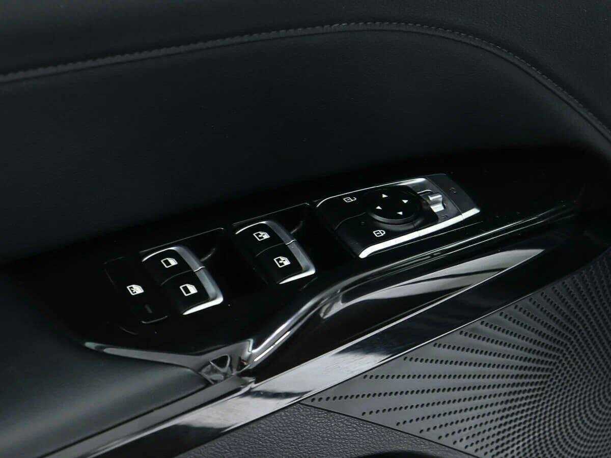 Kia K5 2020 года с пробегом. Фото: #15