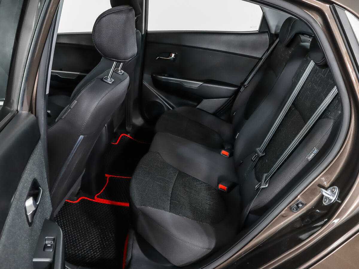 Kia Rio 2017 года с пробегом. Фото: #9