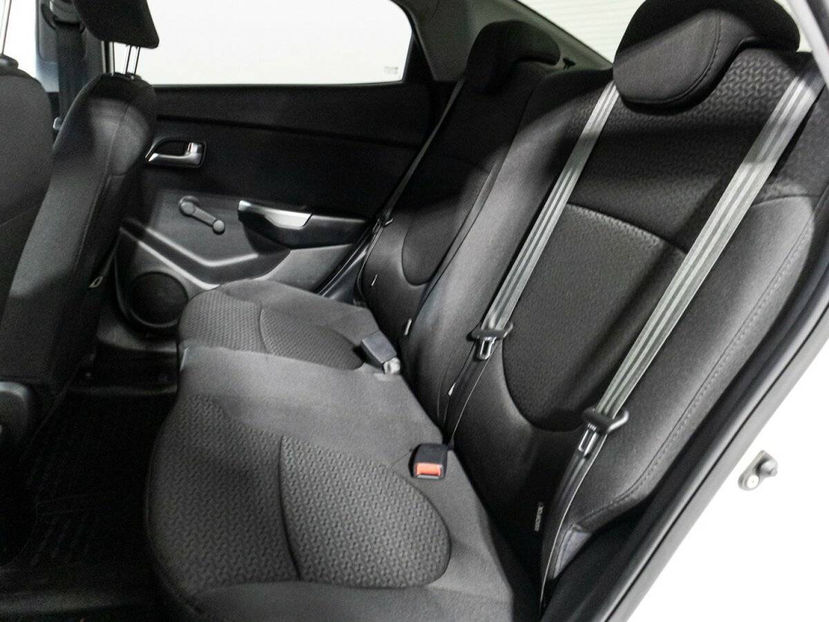 Kia Rio 2014 года с пробегом. Фото: #9