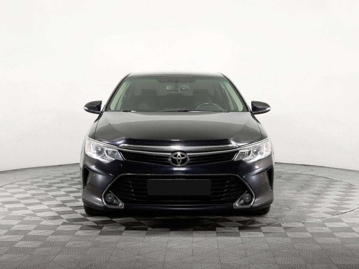 Toyota Camry 2017 года с пробегом. Фото: #1