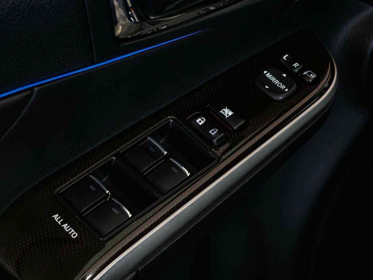 Toyota Camry 2015 года с пробегом. Фото: #15