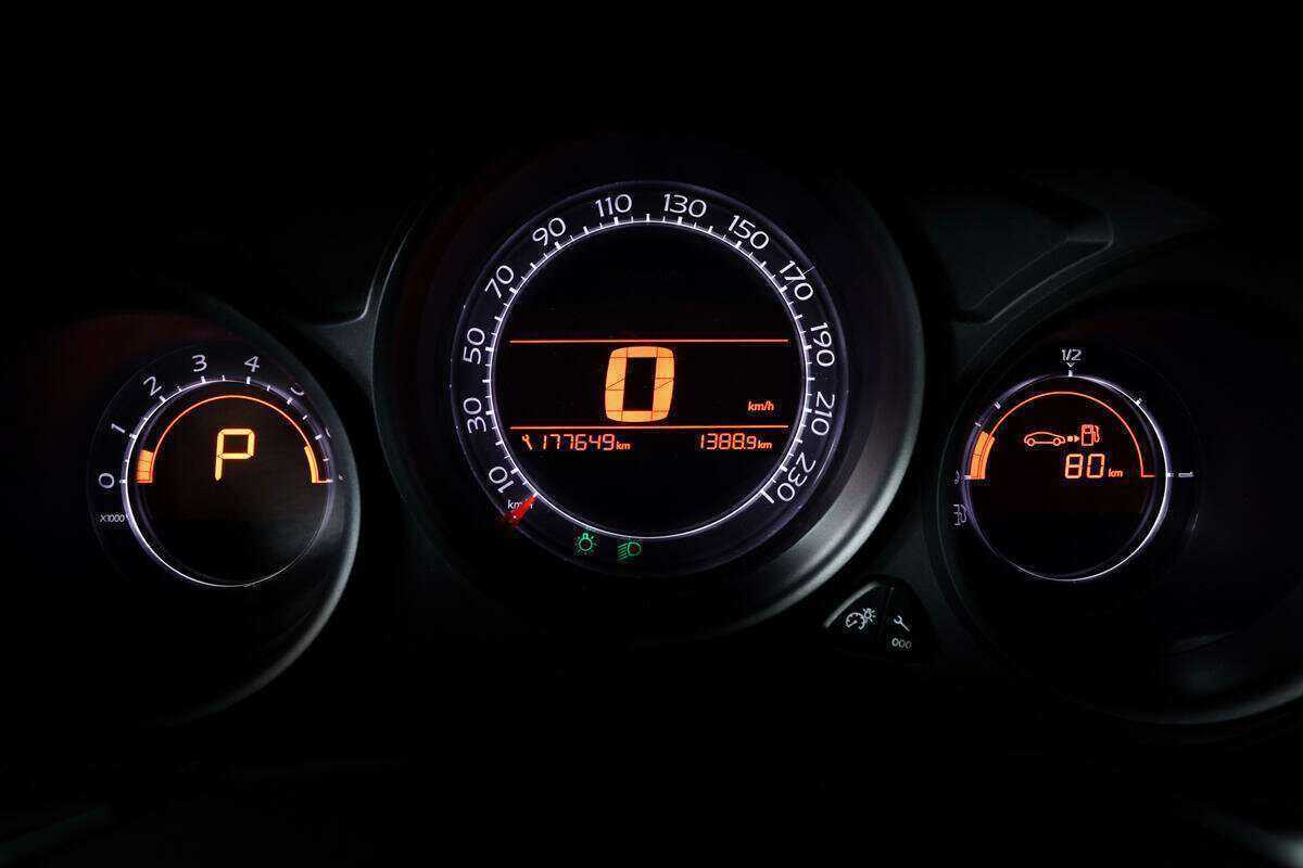 Citroen C4 2012 года с пробегом. Фото: #9