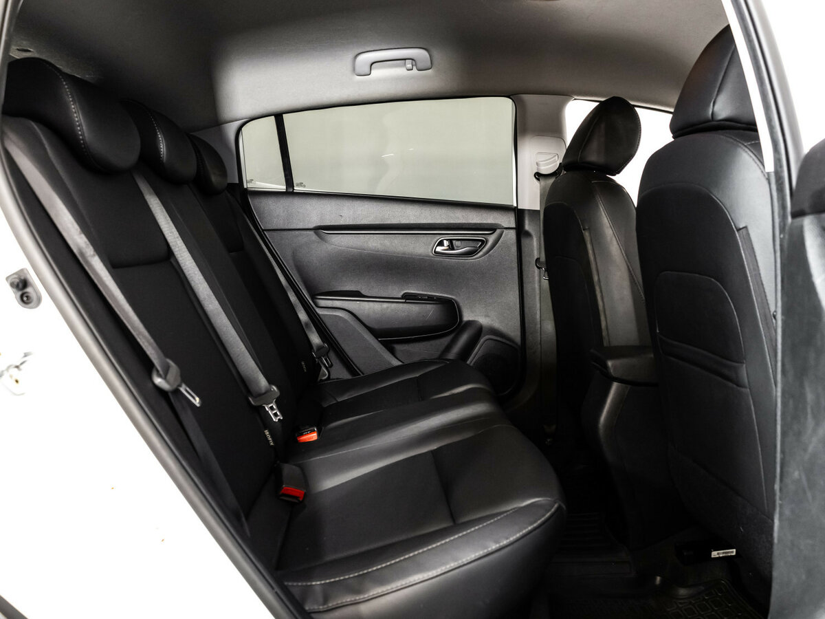 Kia Rio 2020 года с пробегом. Фото: #16