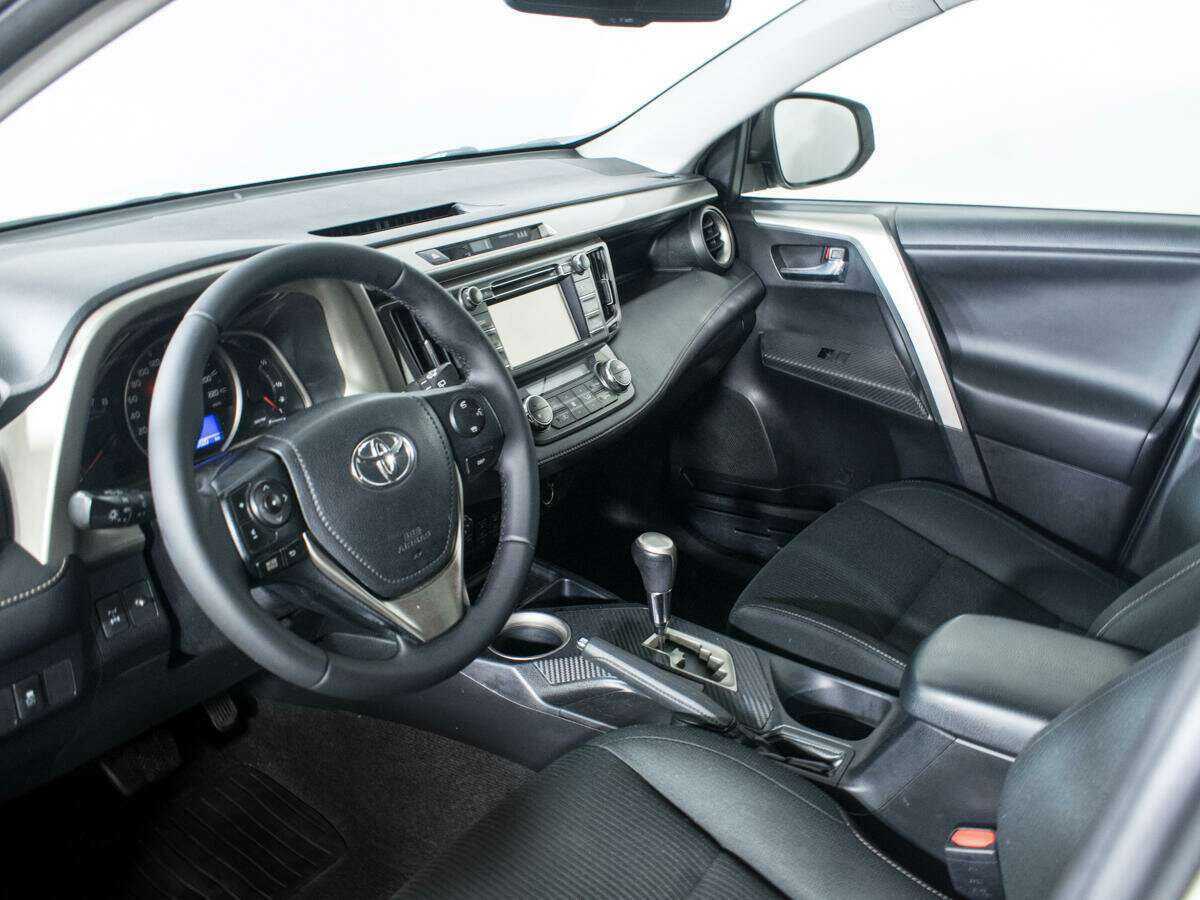 Toyota RAV4 2013 года с пробегом. Фото: #10