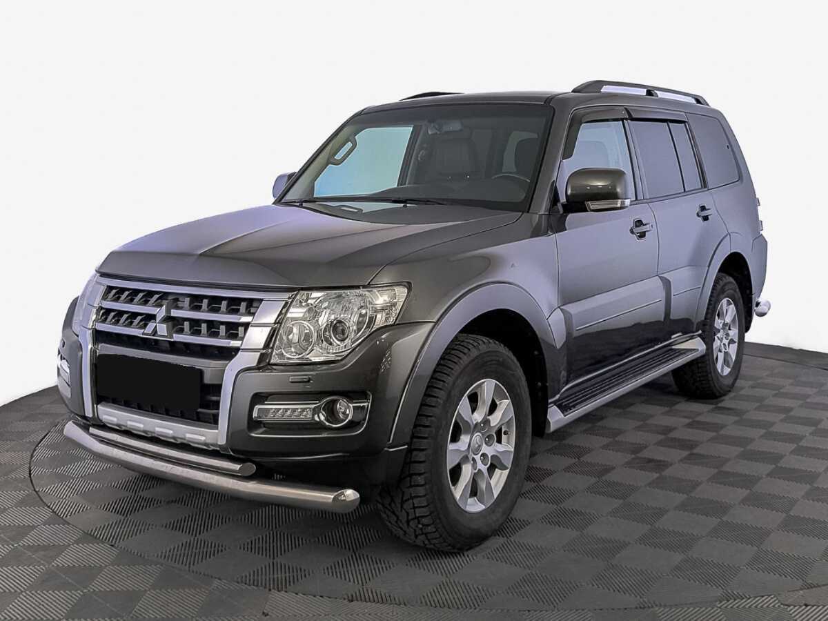 Mitsubishi Pajero 2018 года с пробегом. Посмотреть фото