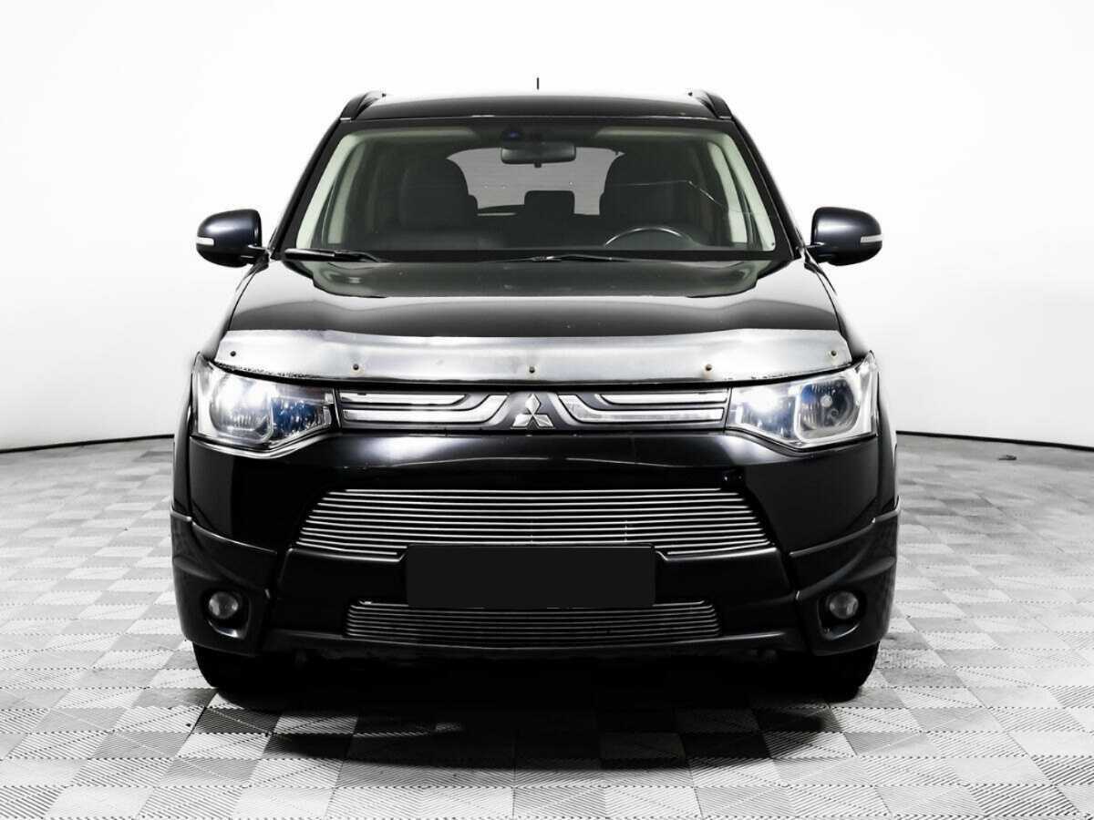 Mitsubishi Outlander 2013 года с пробегом. Фото: #1