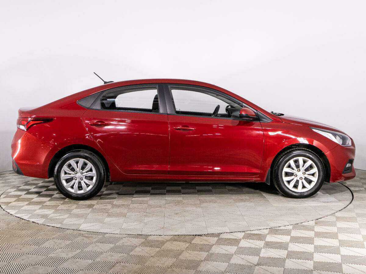 Hyundai Solaris 2019 года с пробегом. Фото: #3