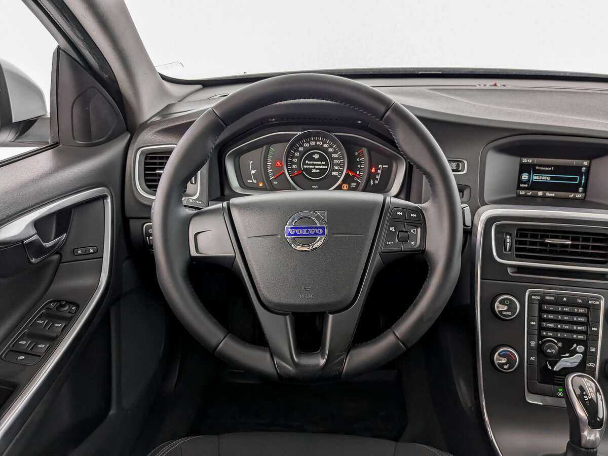 Volvo S60 2015 года с пробегом. Фото: #16