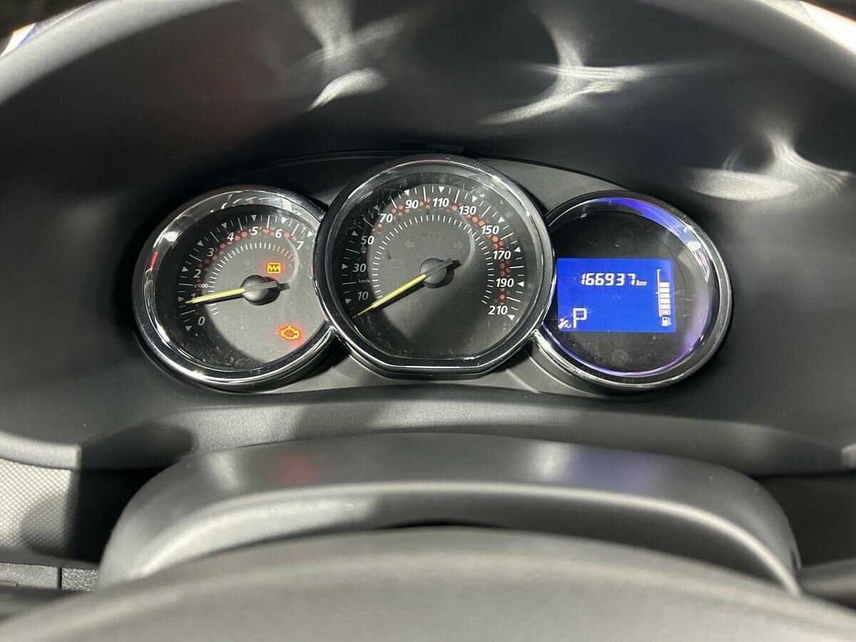 Renault Sandero 2016 года с пробегом. Фото: #8