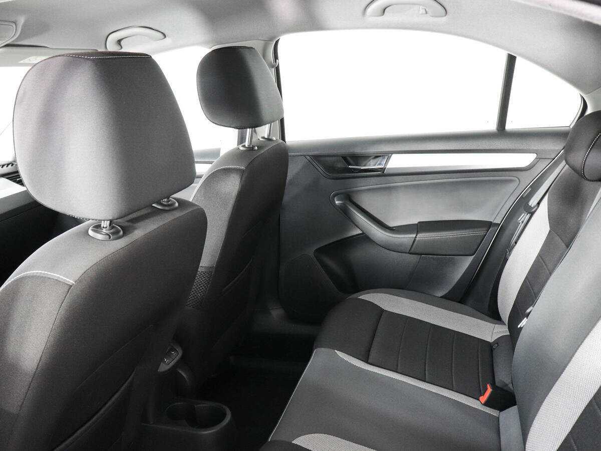 Skoda Rapid 2018 года с пробегом. Фото: #10