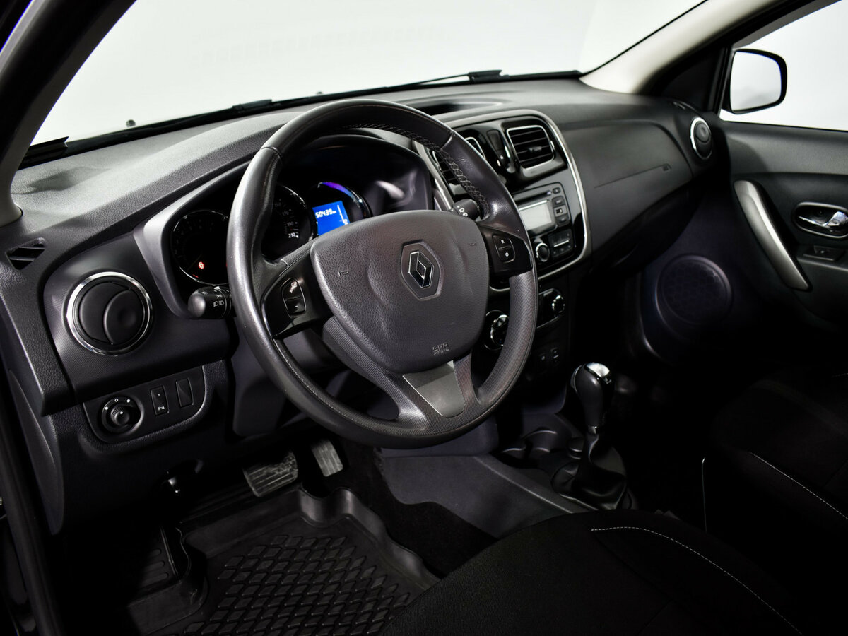 Renault Sandero 2016 года с пробегом. Фото: #8