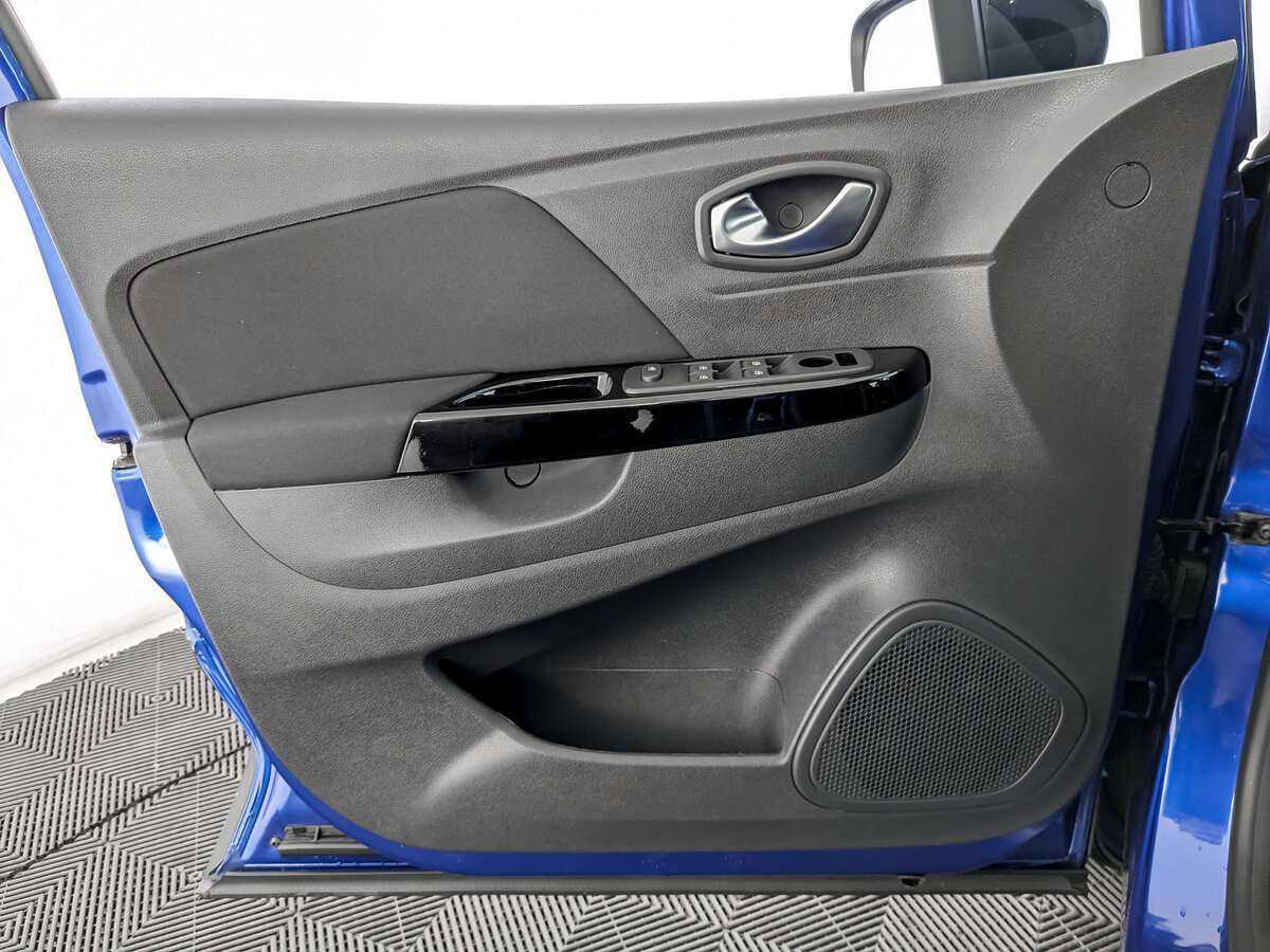 Renault Kaptur 2020 года с пробегом. Фото: #10