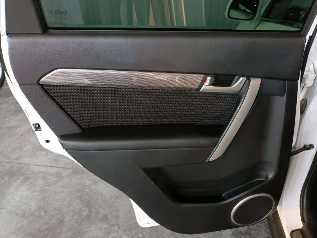 Chevrolet Captiva 2012 года с пробегом. Фото: #18