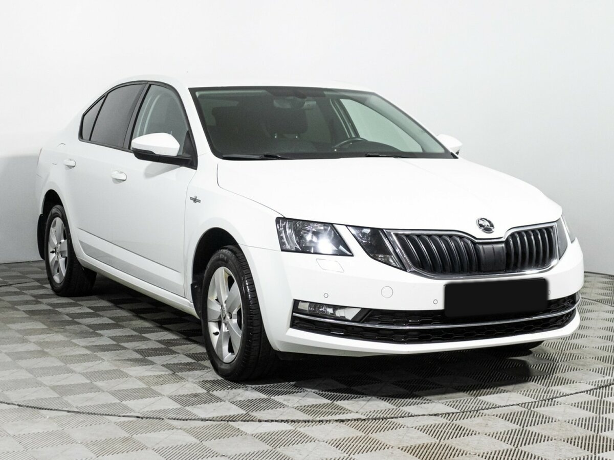 Skoda Octavia 2019 года с пробегом. Фото: #2