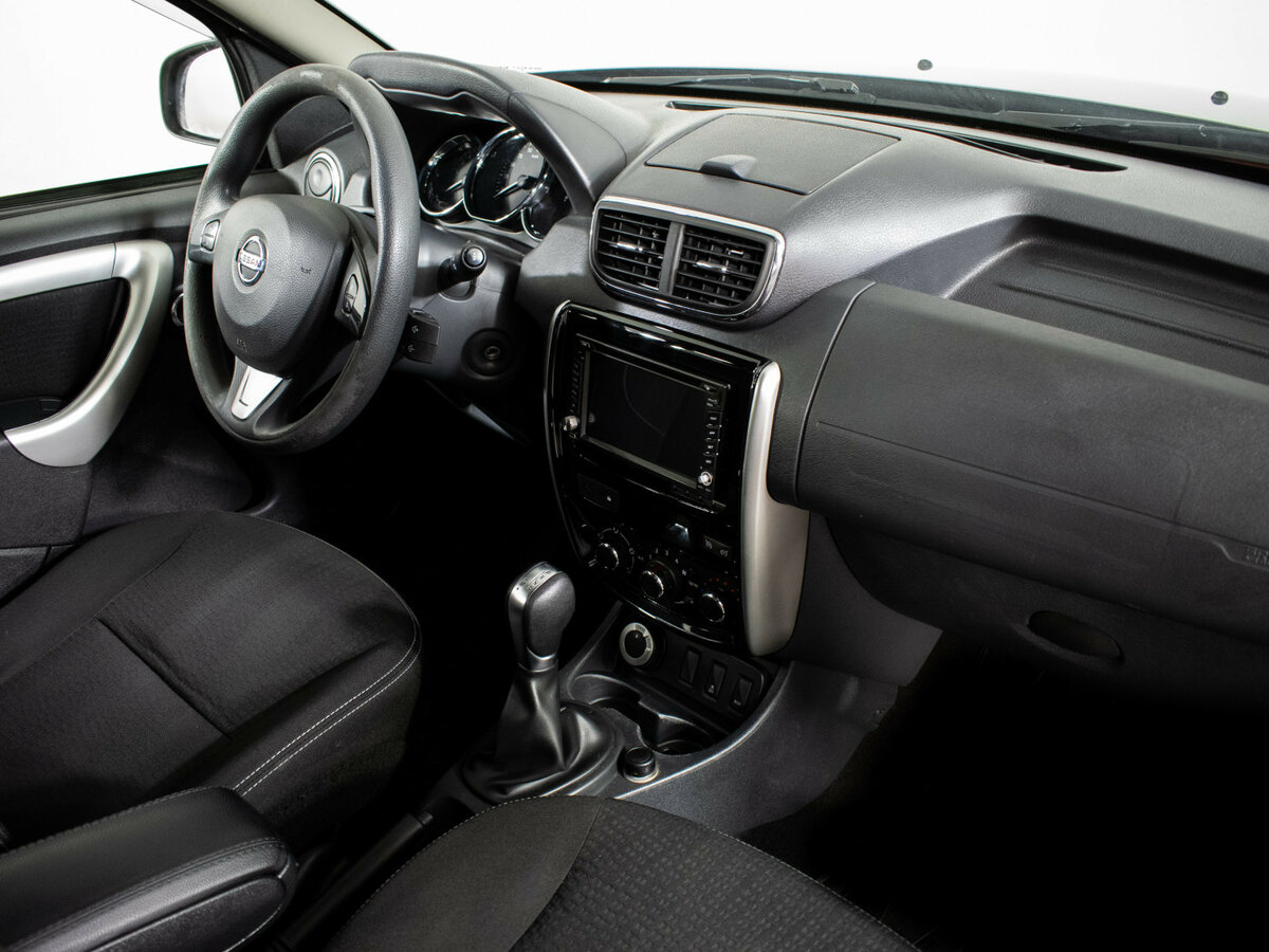 Nissan Terrano 2018 года с пробегом. Фото: #10