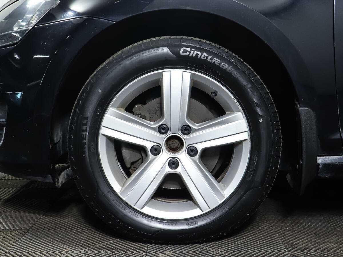 Volkswagen Golf 2013 года с пробегом. Фото: #17