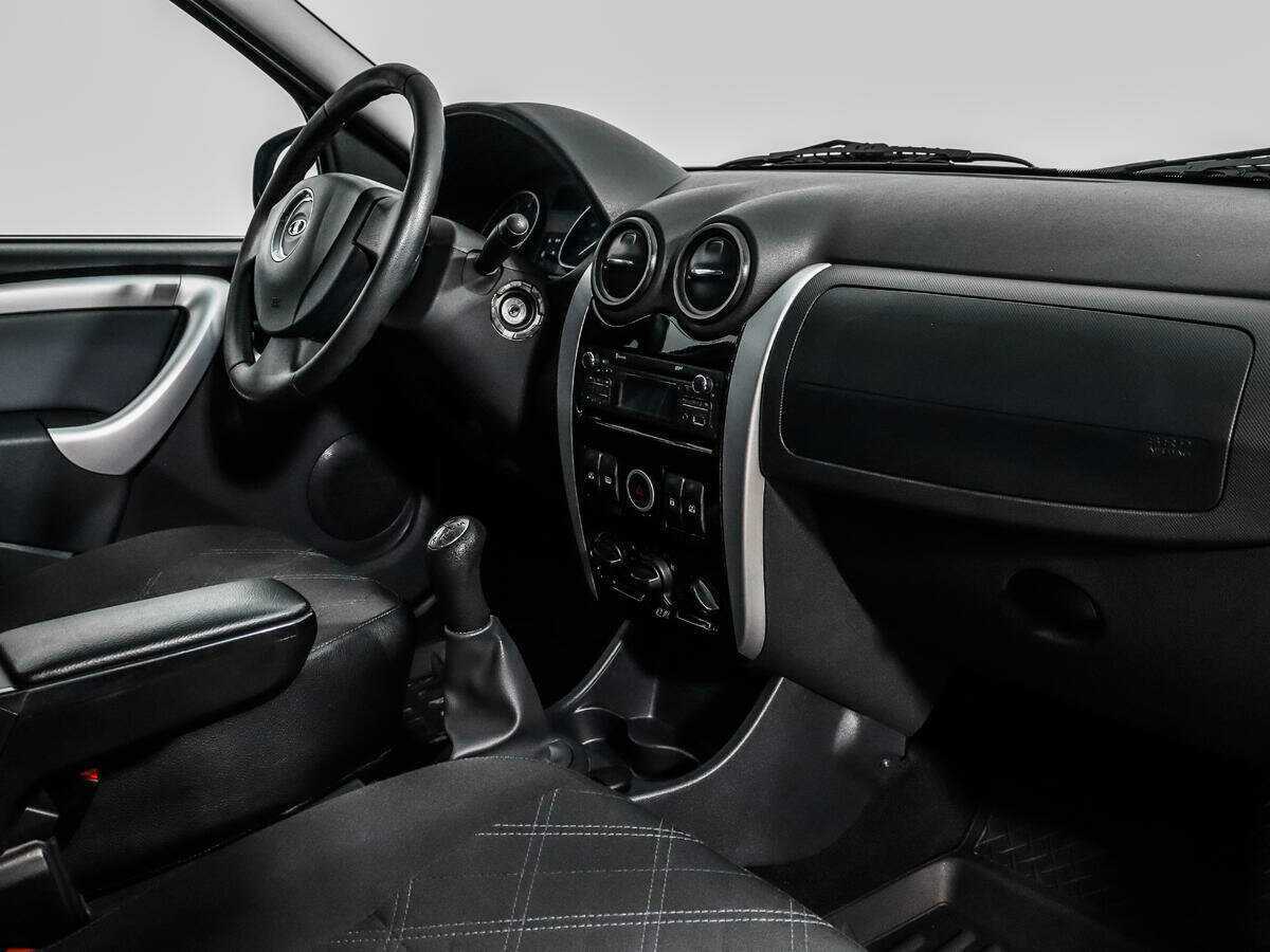 Lada (ВАЗ) Largus 2015 года с пробегом. Фото: #10