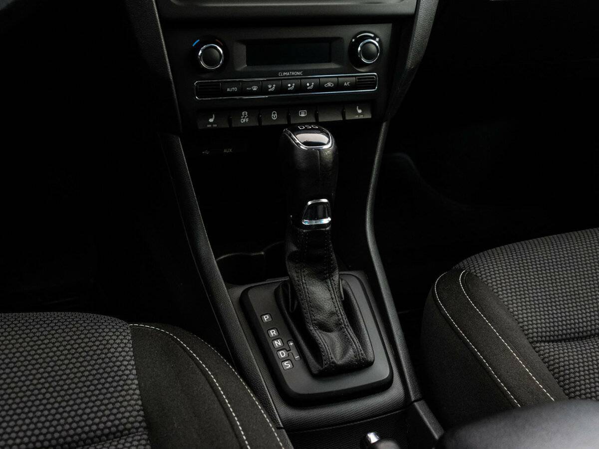 Skoda Rapid 2015 года с пробегом. Фото: #11