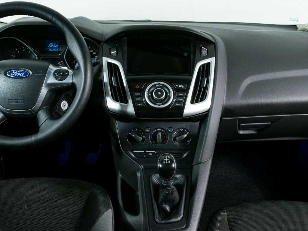 Ford Focus 2013 года с пробегом. Фото: #8