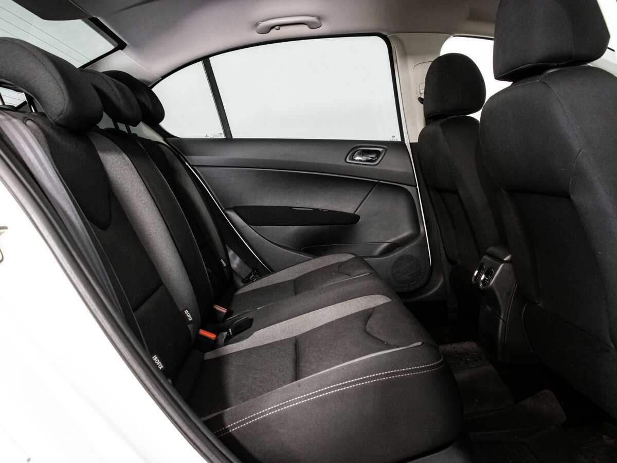 Peugeot 408 2016 года с пробегом. Фото: #11