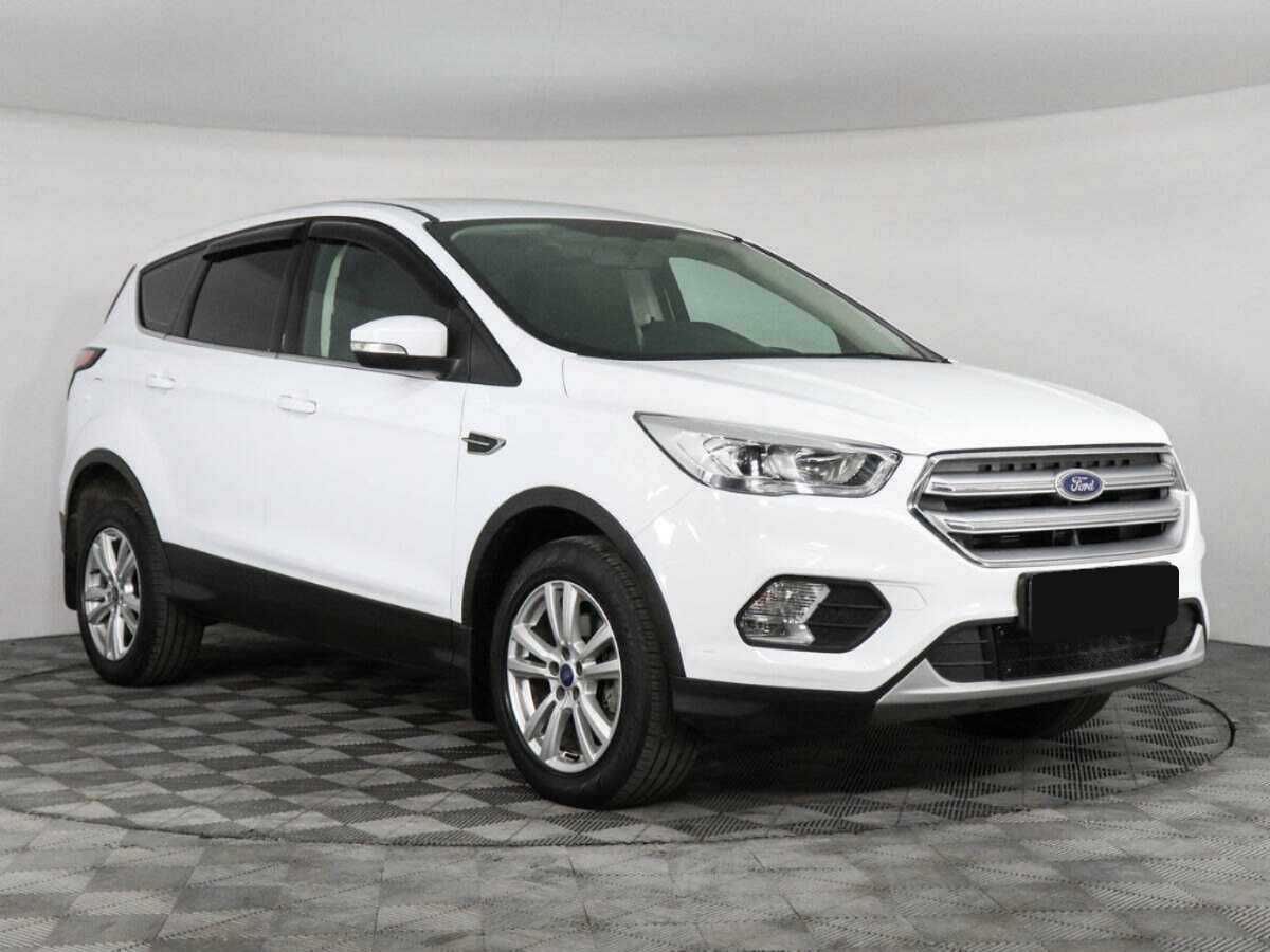 Ford Kuga 2017 года с пробегом. Фото: #2