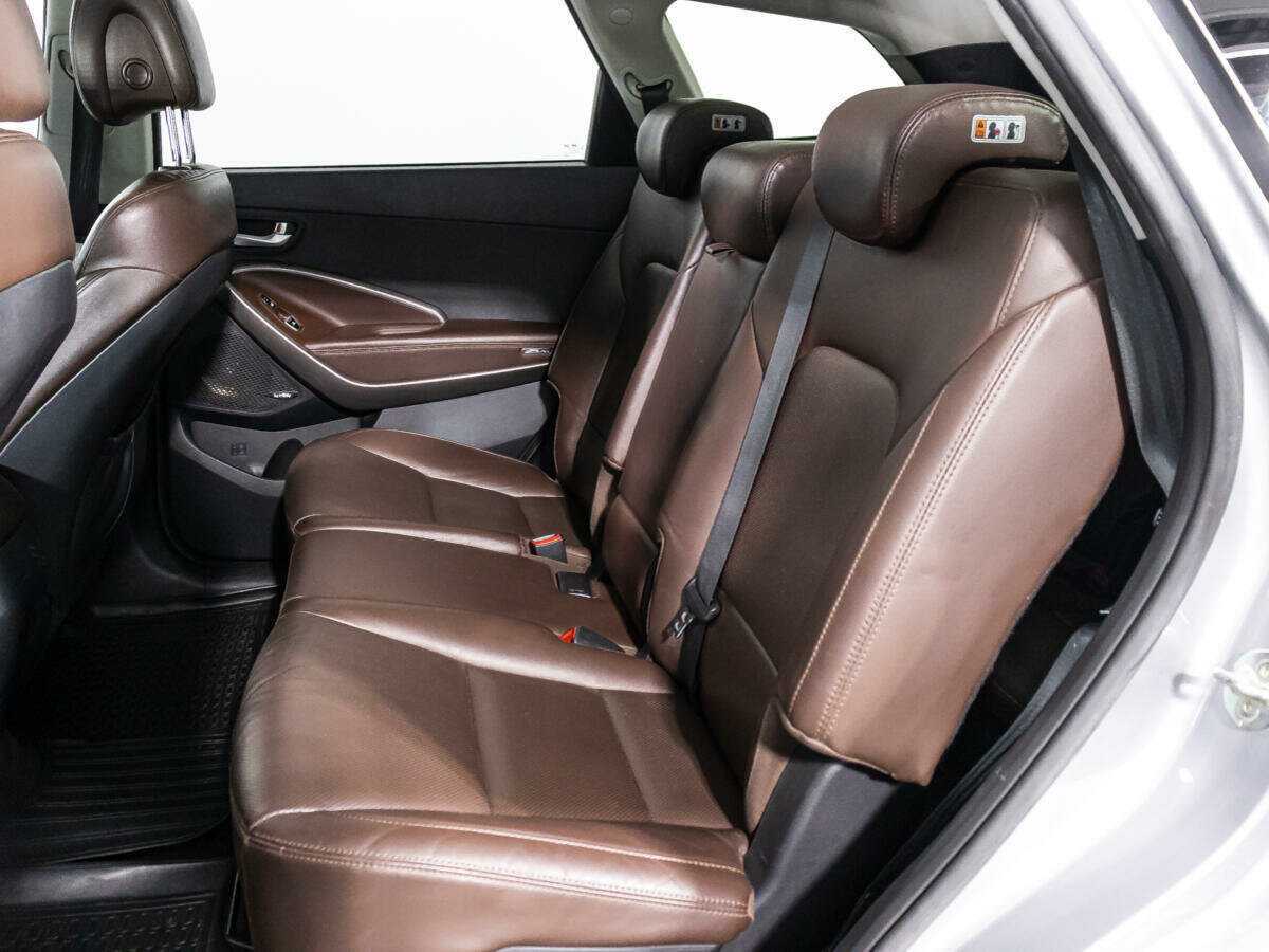 Hyundai Santa Fe 2017 года с пробегом. Фото: #9