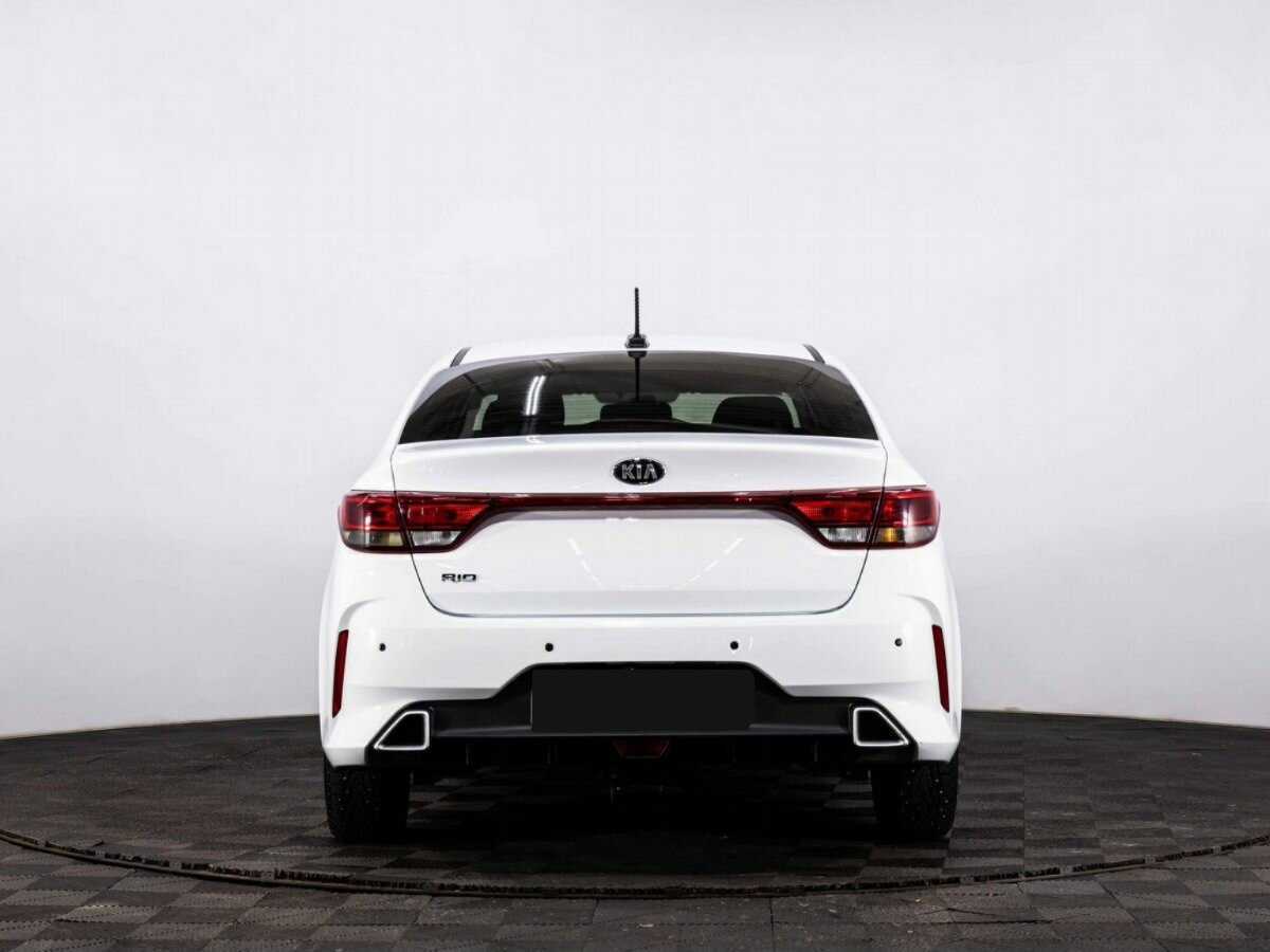 Kia Rio 2021 года с пробегом. Фото: #4