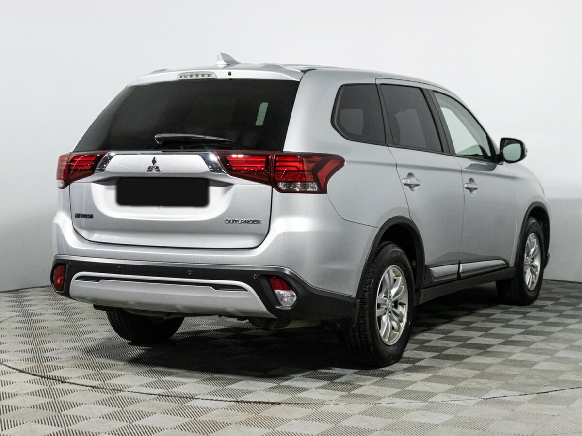 Mitsubishi Outlander 2019 года с пробегом. Фото: #4