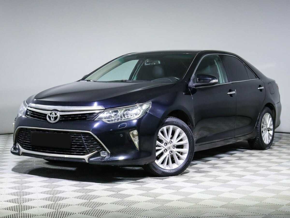 Toyota Camry 2015 года с пробегом. Посмотреть фото