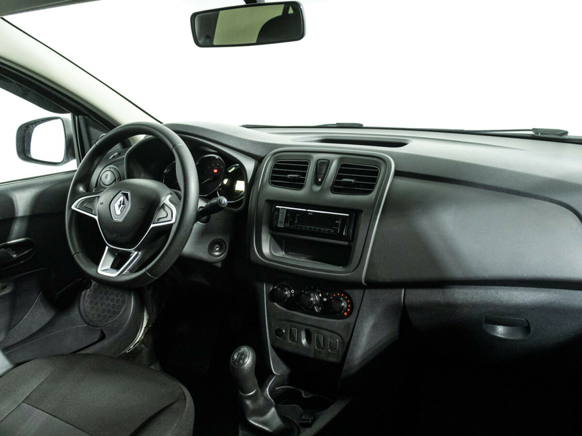 Renault Logan 2019 года с пробегом. Фото: #8