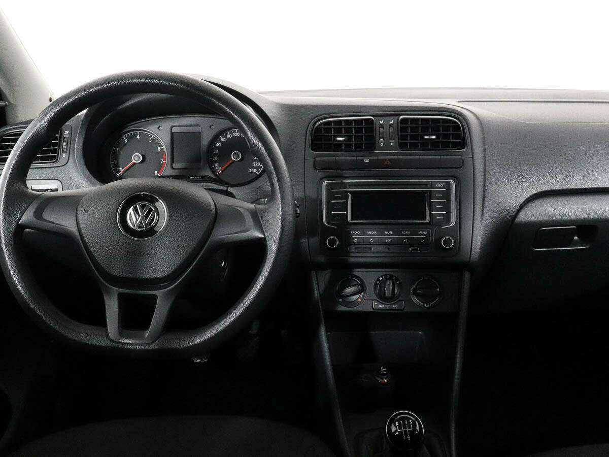 Volkswagen Polo 2015 года с пробегом. Фото: #8