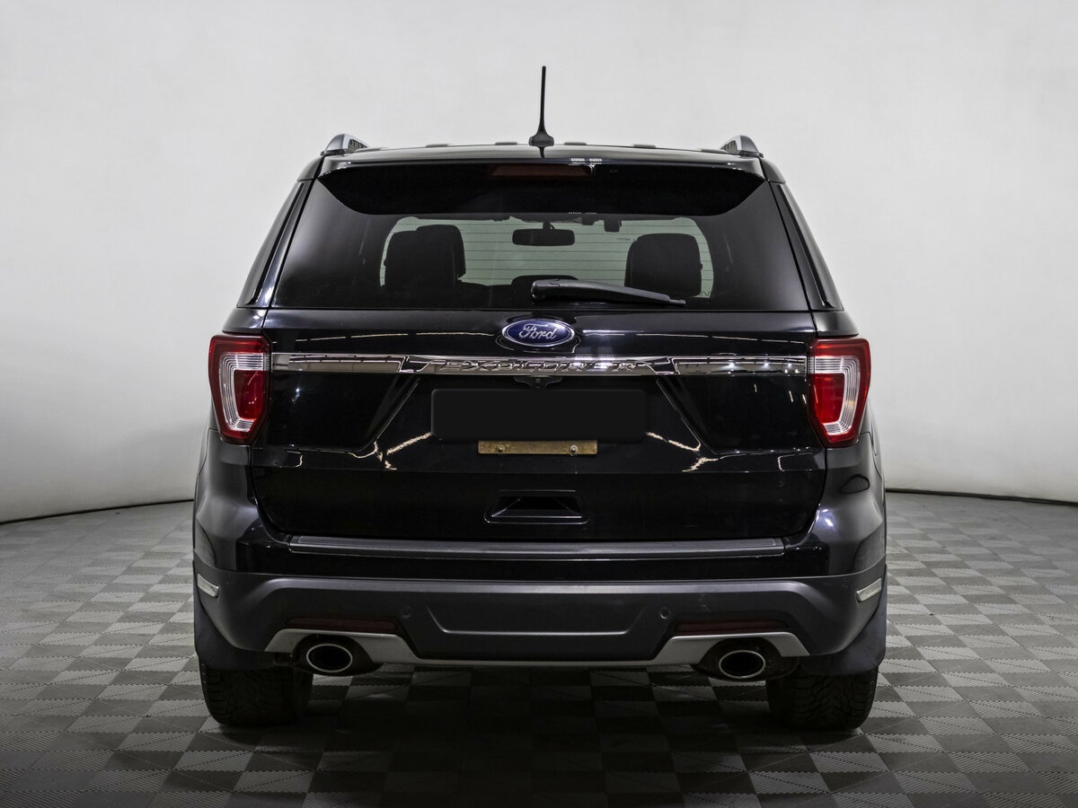 Ford Explorer 2018 года с пробегом. Фото: #4