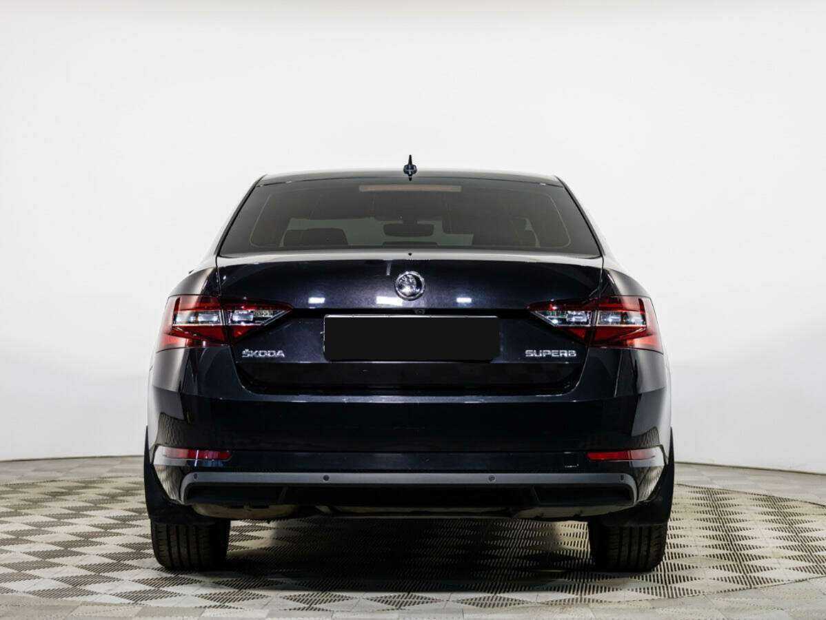 Skoda Superb 2016 года с пробегом. Фото: #4
