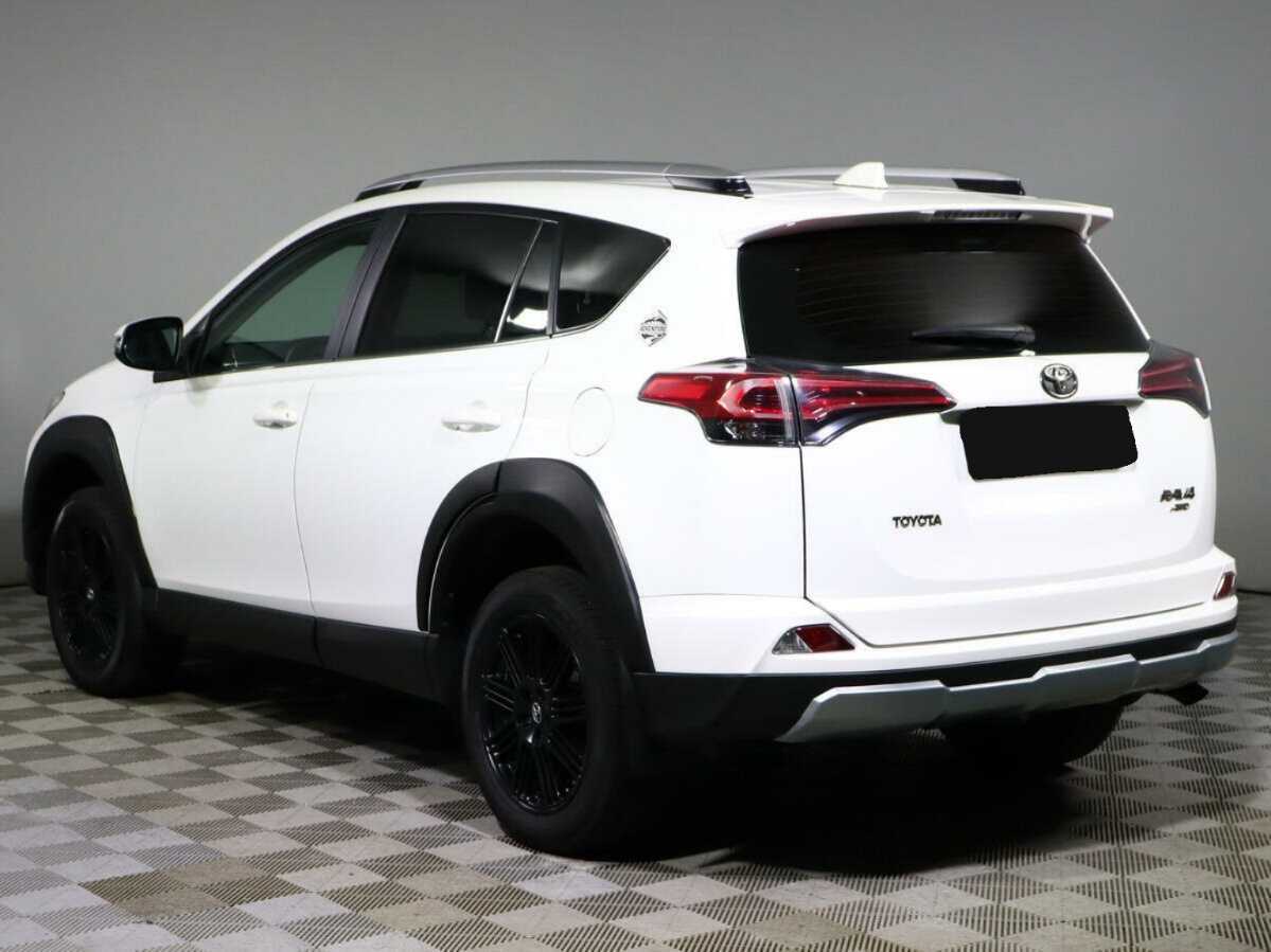 Toyota RAV4 2018 года с пробегом. Фото: #5