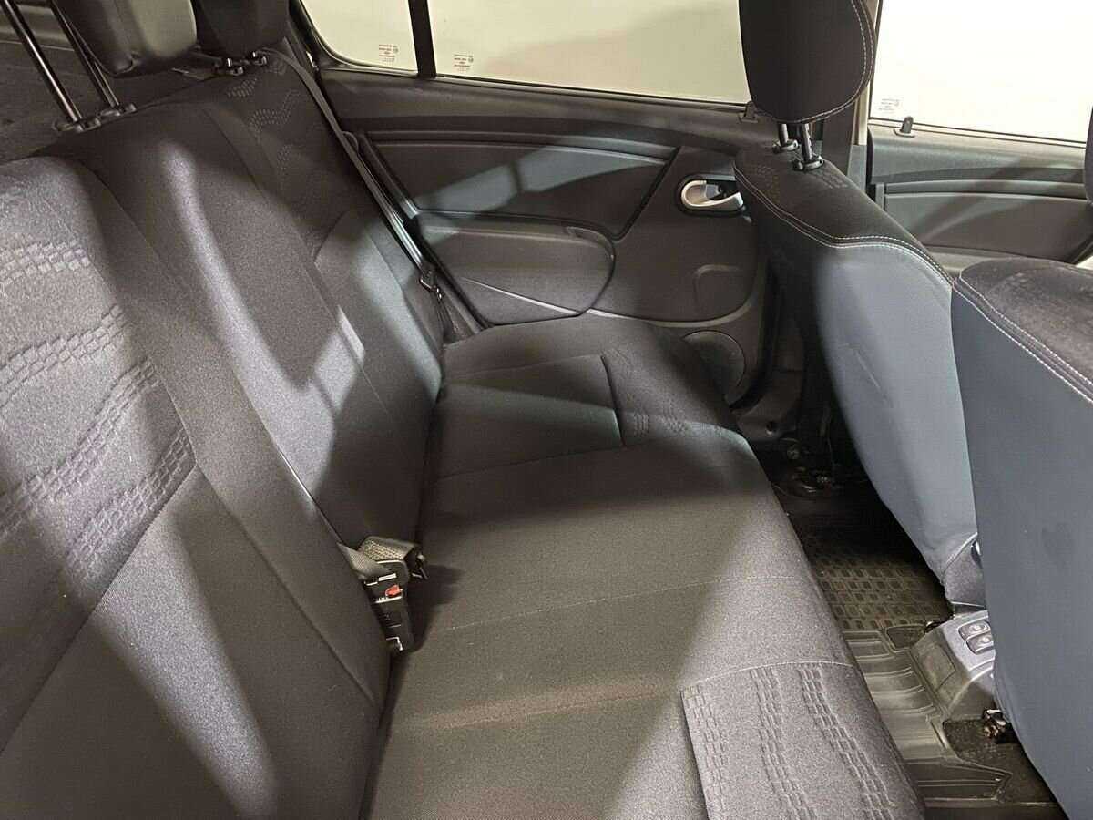 Renault Sandero 2012 года с пробегом. Фото: #10