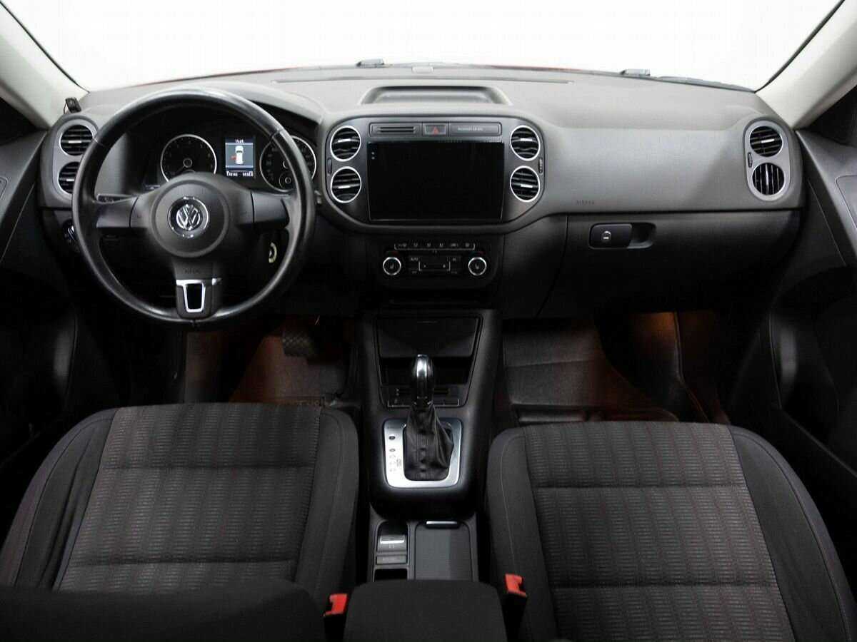 Volkswagen Tiguan 2012 года с пробегом. Фото: #12