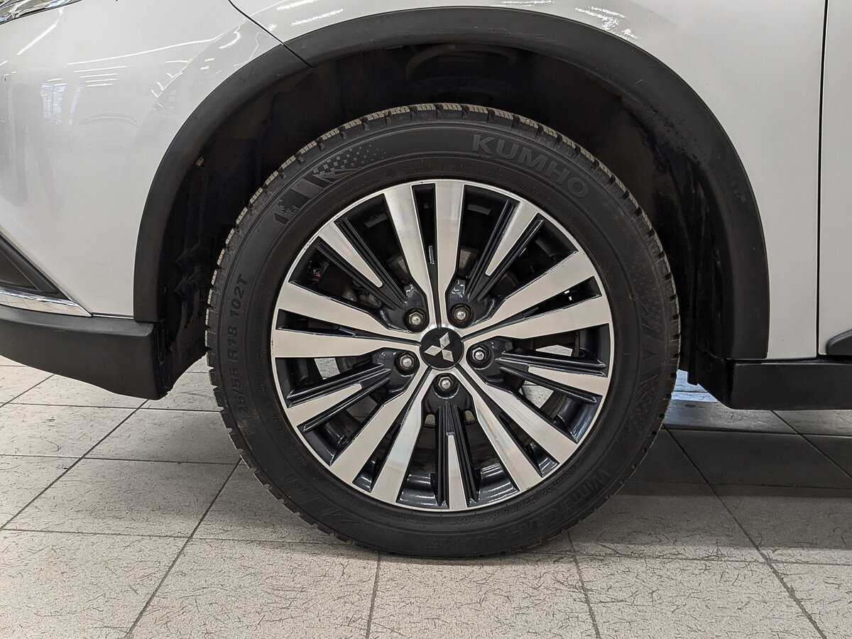 Mitsubishi Outlander 2020 года с пробегом. Фото: #11