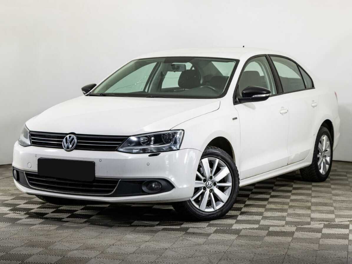 Volkswagen Jetta 2013 года с пробегом. Посмотреть фото