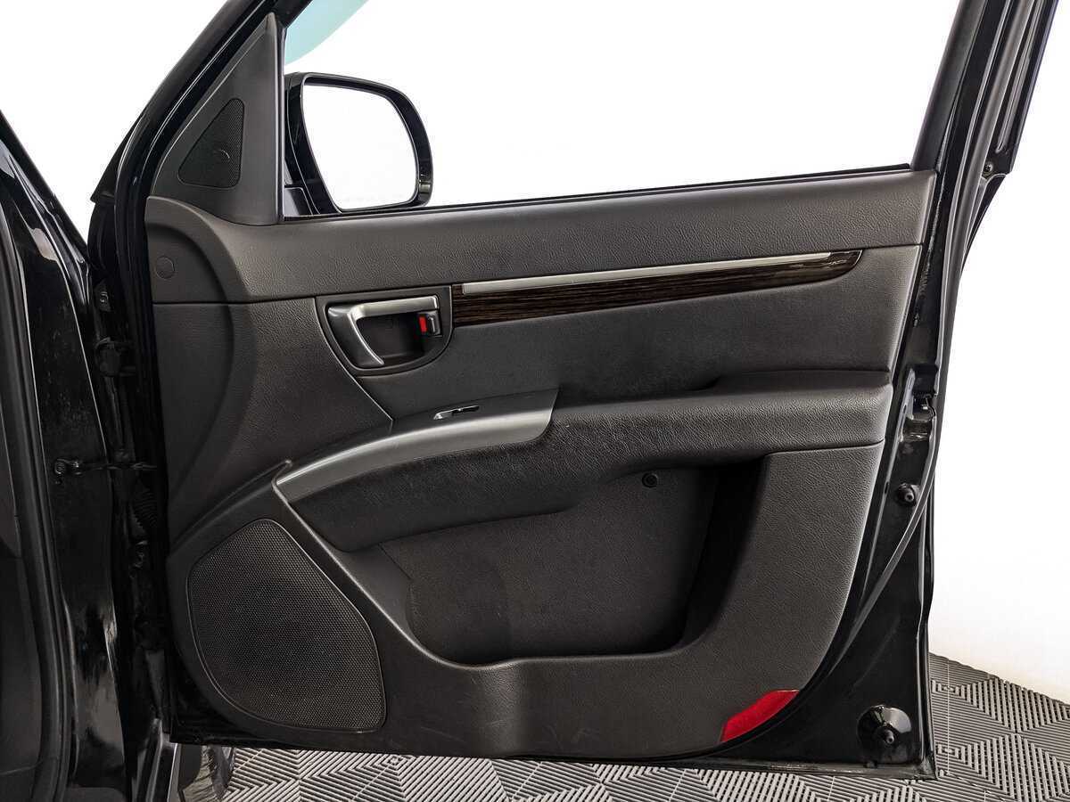 Hyundai Santa Fe 2012 года с пробегом. Фото: #20