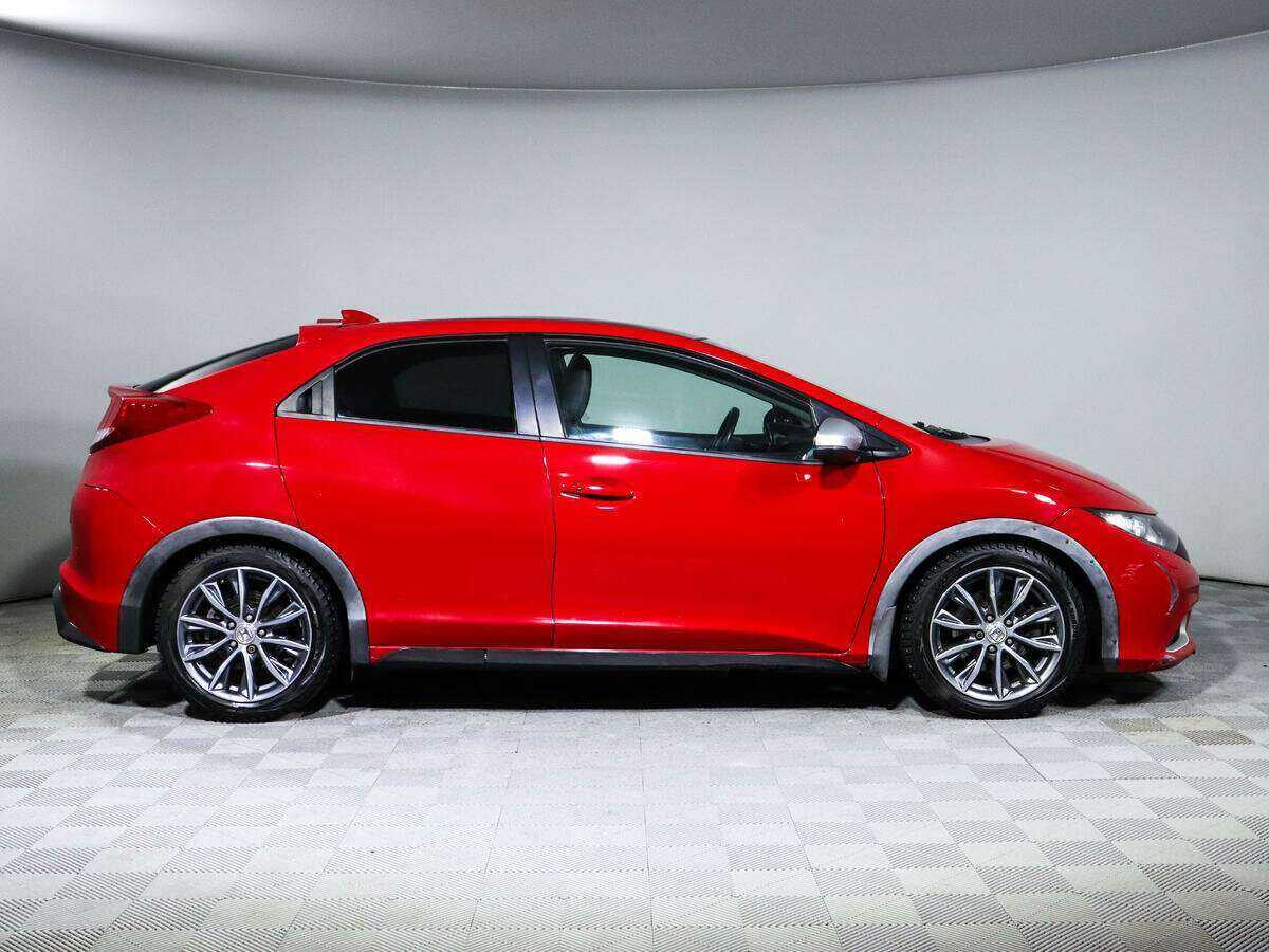 Honda Civic 2012 года с пробегом. Фото: #3