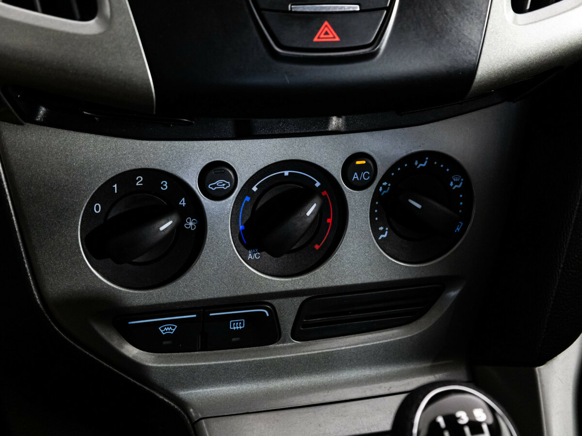 Ford Focus 2014 года с пробегом. Фото: #10