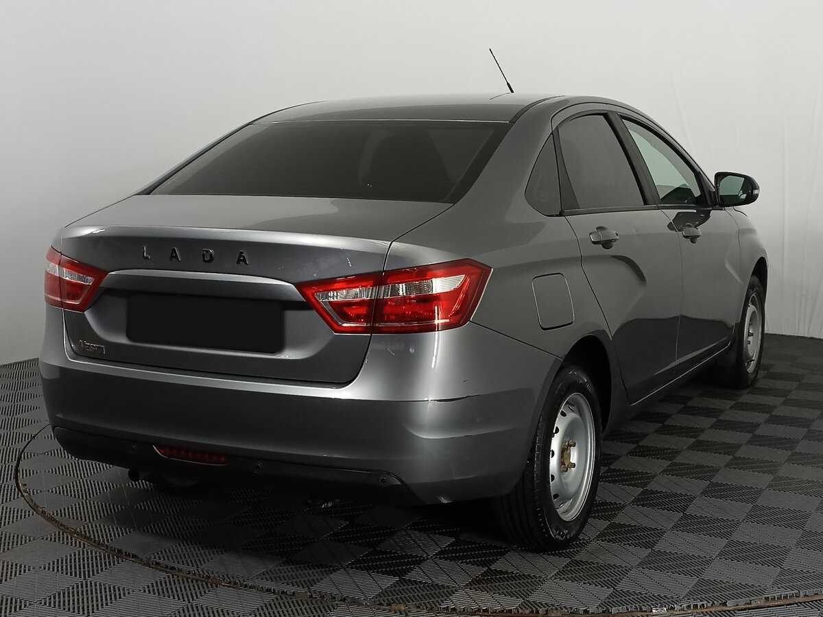 Lada (ВАЗ) Vesta 2018 года с пробегом. Фото: #4
